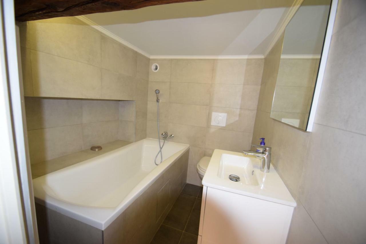 Perla Duplex - No Better Location In Nizza Esterno foto